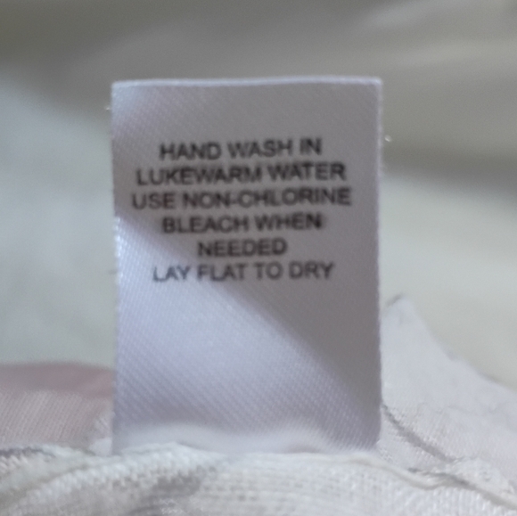 Women's Large Silky Light Pink & White Floral Sheer Scarf / Wrap With Raw Hem - Picture 9 of 10